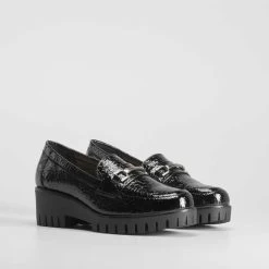 Mocasín Cuña Charol Negro COMFEET -Moda Zapatos Tienda 7f2509da c6f2 42b4 b7bc 15e4c038886d 23222csc1zp1n42 000 002