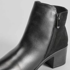 Botín Hebilla Tacón Bimaterial COMFEET 11 Botín Hebilla Tacón Bimaterial COMFEET -Moda Zapatos Tienda 0f09f00f 68d0 4b3f 8e59 405d5a0c4856 21222vec4tt0n36 000 005