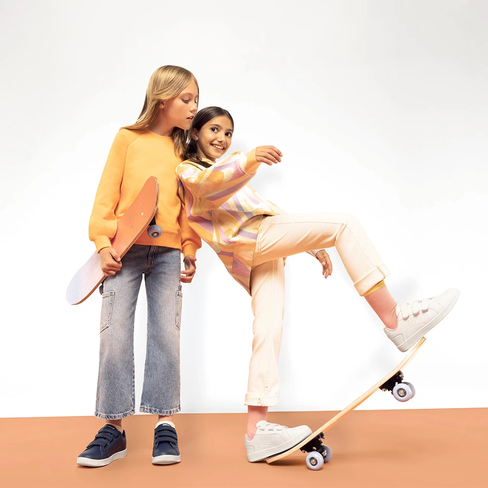 Deportiva Básica Tenis UTWO 4 Deportiva Básica Tenis UTWO - Imagen 2