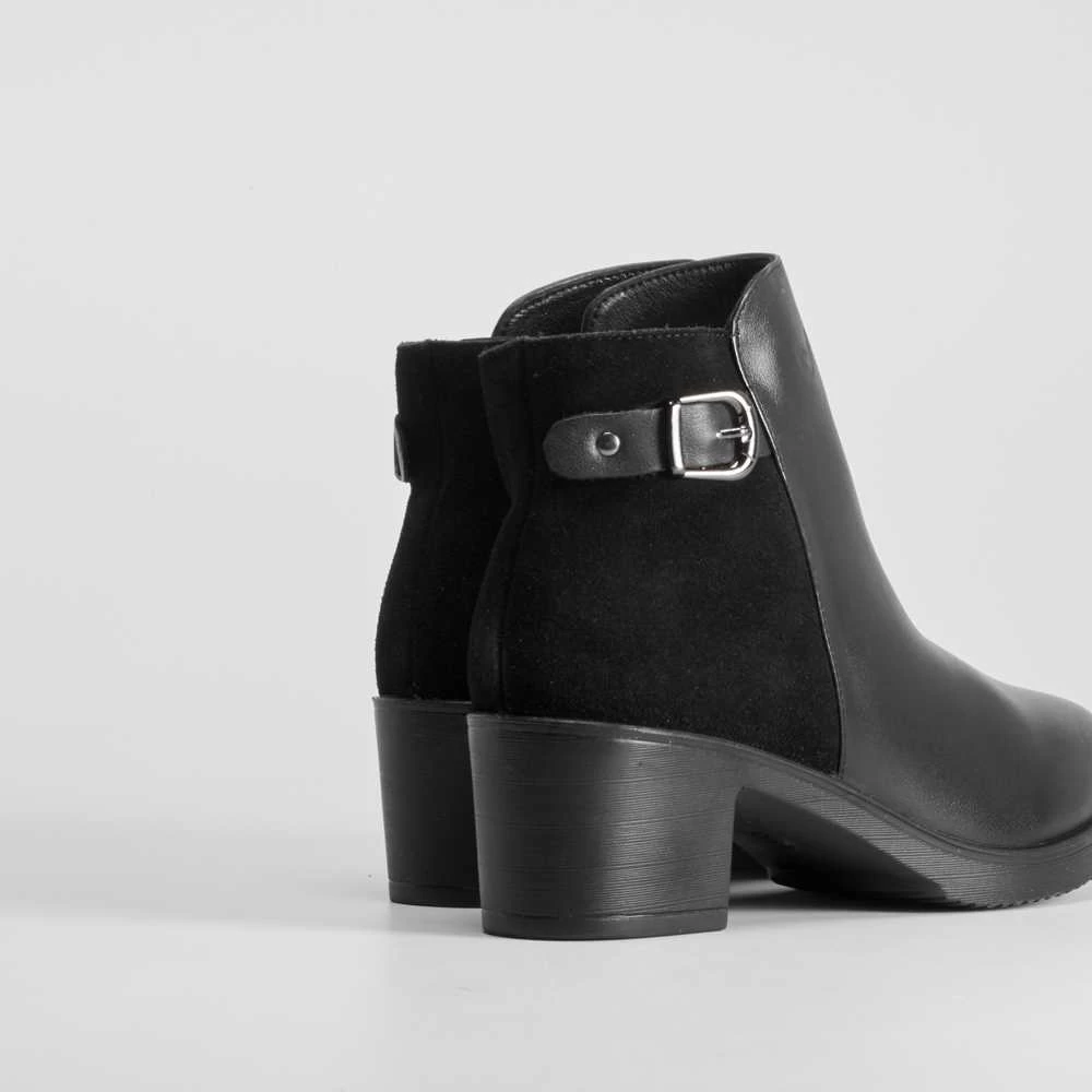 Botín Hebilla Tacón Bimaterial COMFEET 5 Botín Hebilla Tacón Bimaterial COMFEET - Imagen 3