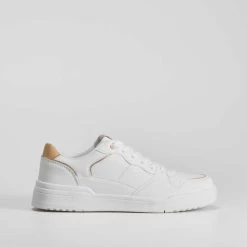 Sneaker Detalles Dorados PICCOLA PIU