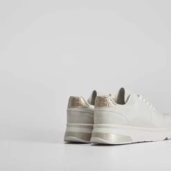 Zapatilla Urbana Beige COMFEET -Moda Zapatos Tienda ddaf86de 101e 4b85 b8e7 4bffe413a0a6 23222csc1zp1e39 000 003